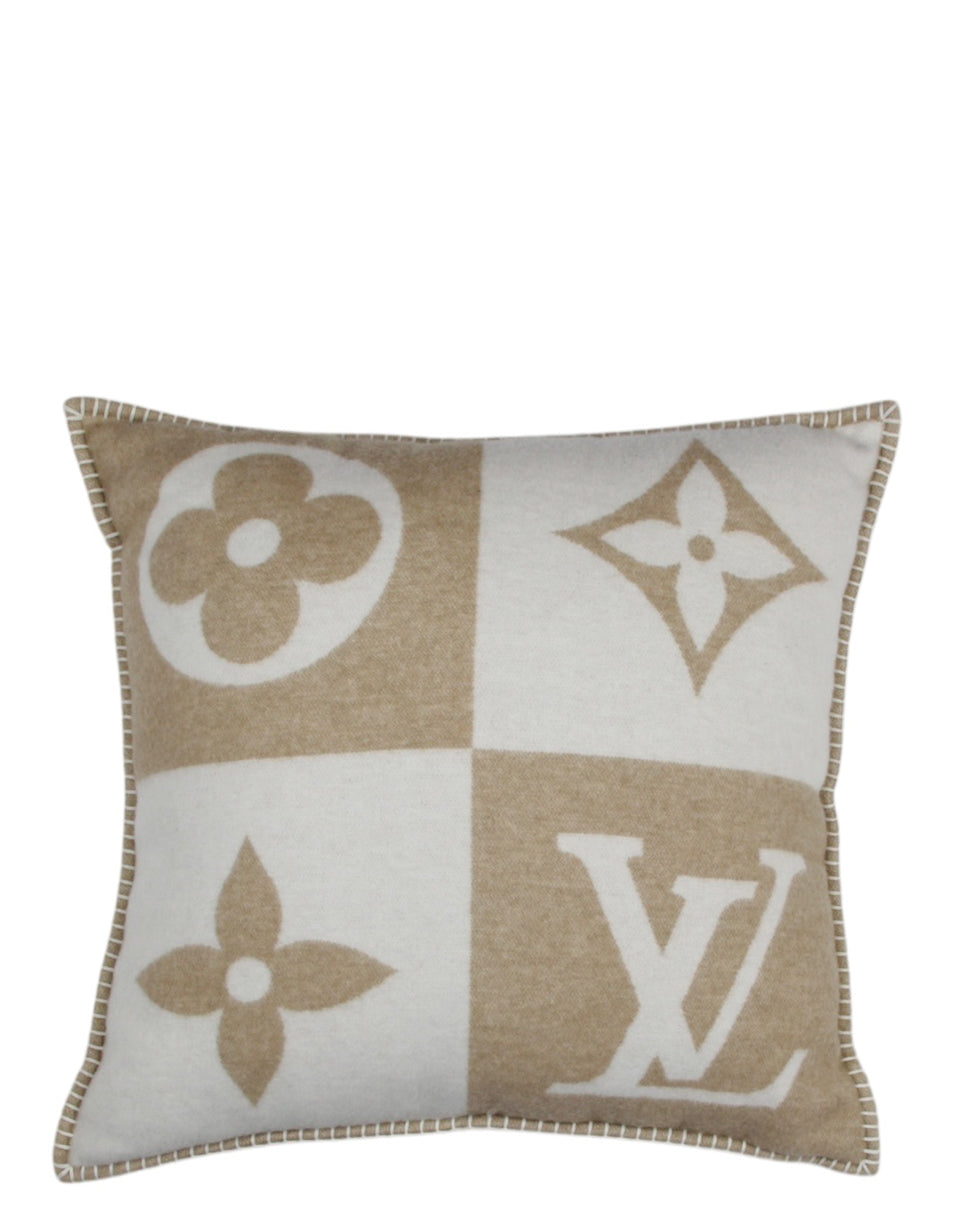 Louis Vuitton Beige Checkmate Pillow – ASC Resale