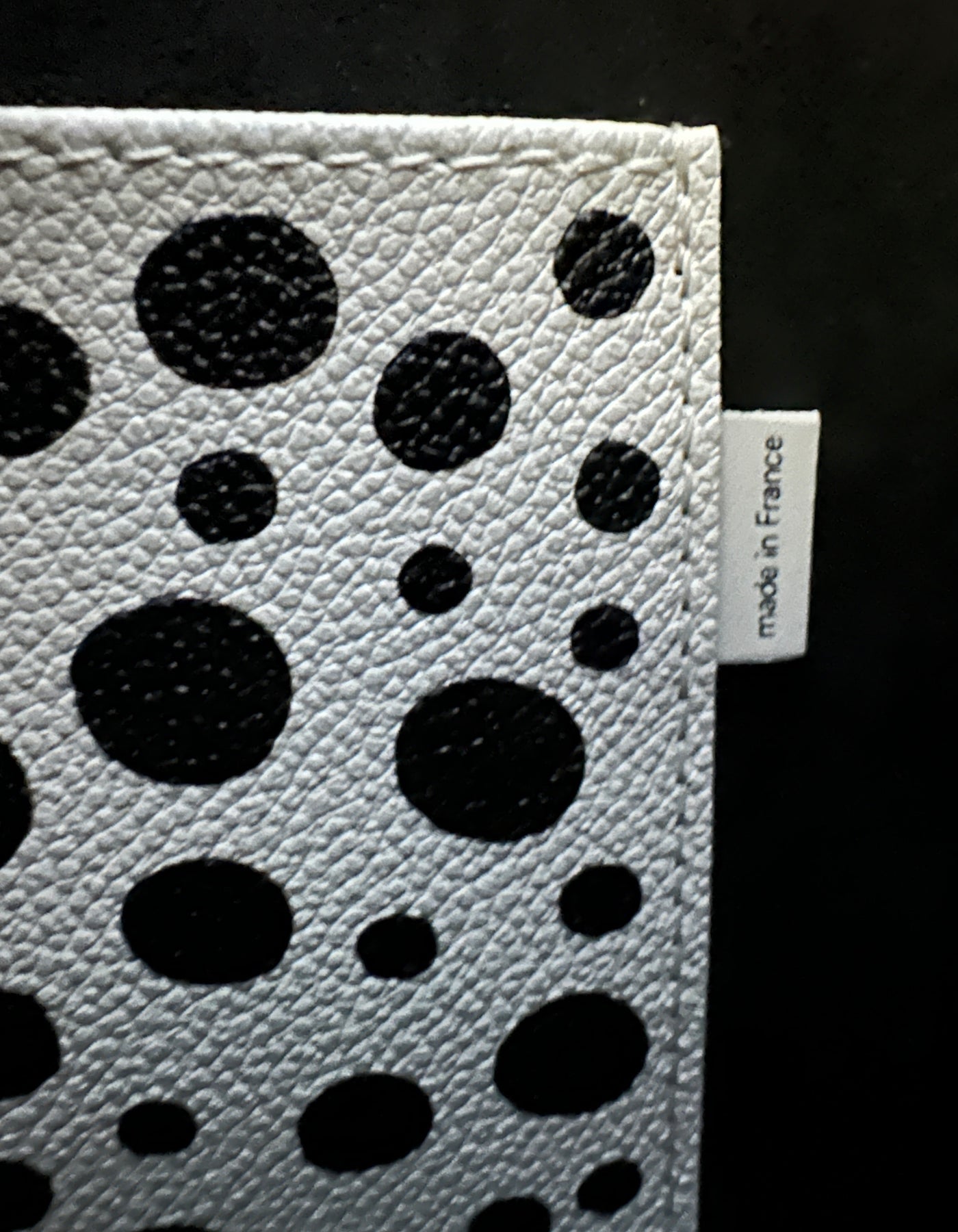 Louis Vuitton LV x YK Onthego Mm​ Black/White Monogram Empreinte