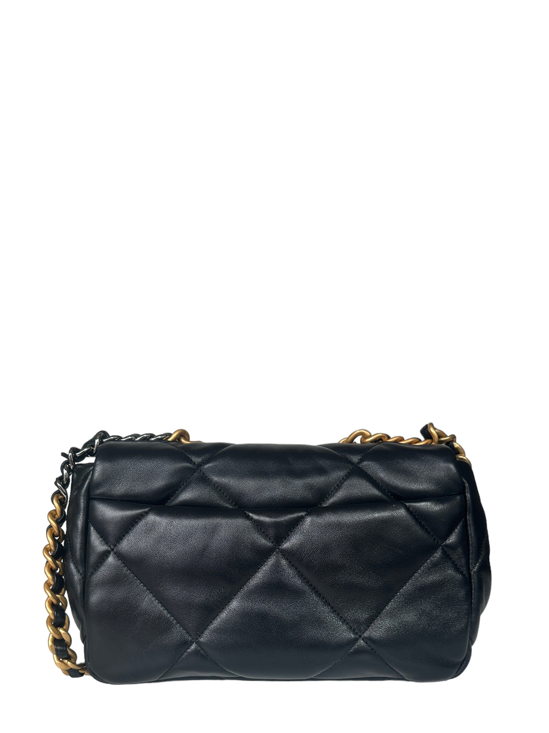 Chanel 2023 Black Lambskin Quilted Medium 19 Bag – ASC Resale Chanel 2023 Black Lambskin Quilted Medium 19 Bag – ASC Resale
