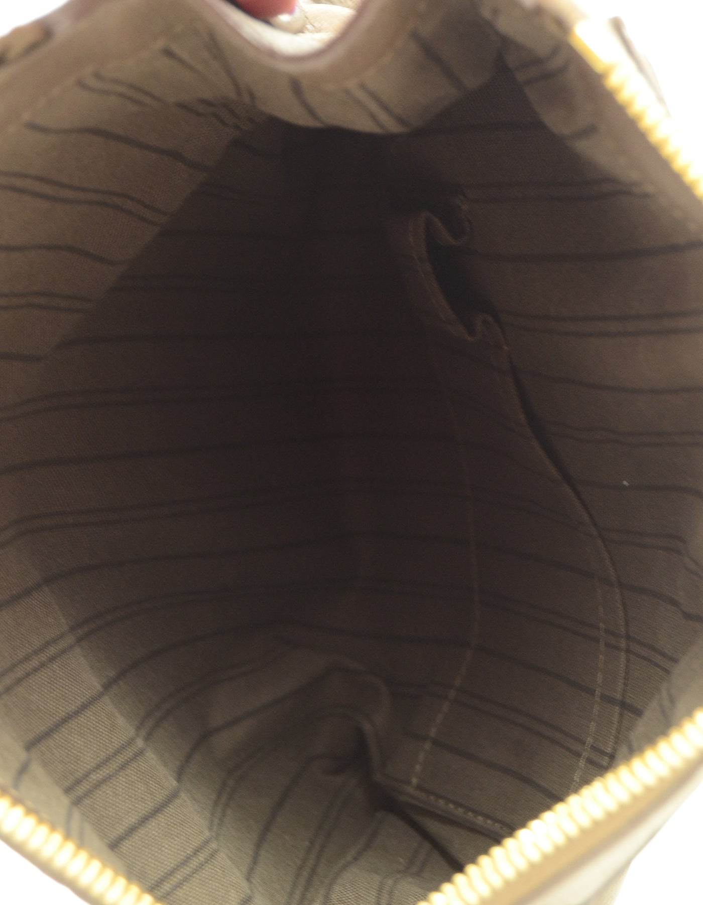 Louis Vuitton Ombre Taupe Monogram Empreinte Leather Petillante Clutch