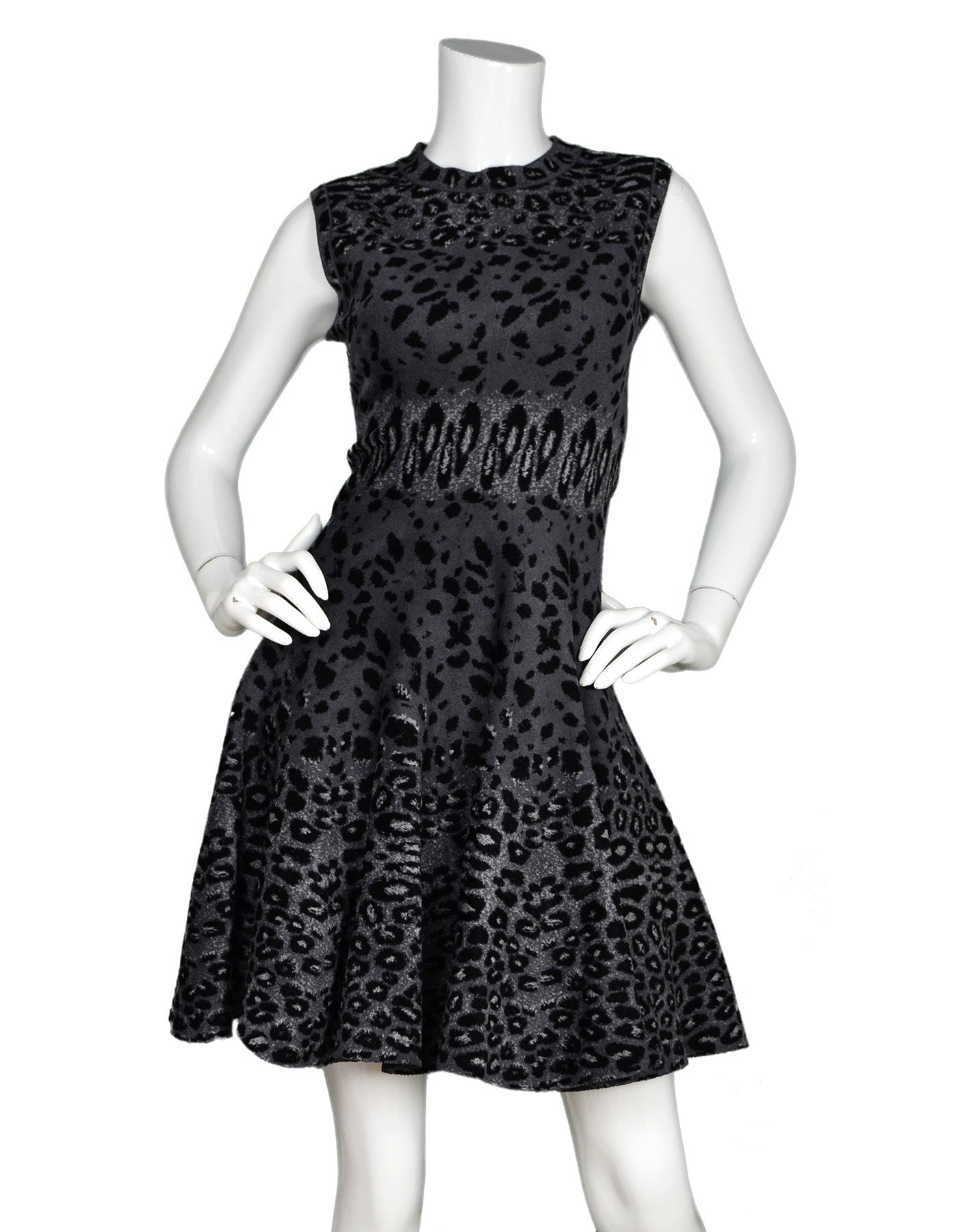 Alaia Sleeveless Grey Leopard Print Fit & Flare Dress Sz 40 ASC Resale Alaia Sleeveless Grey Leopard Print Fit & Flare Dress Sz 40 ASC Resale