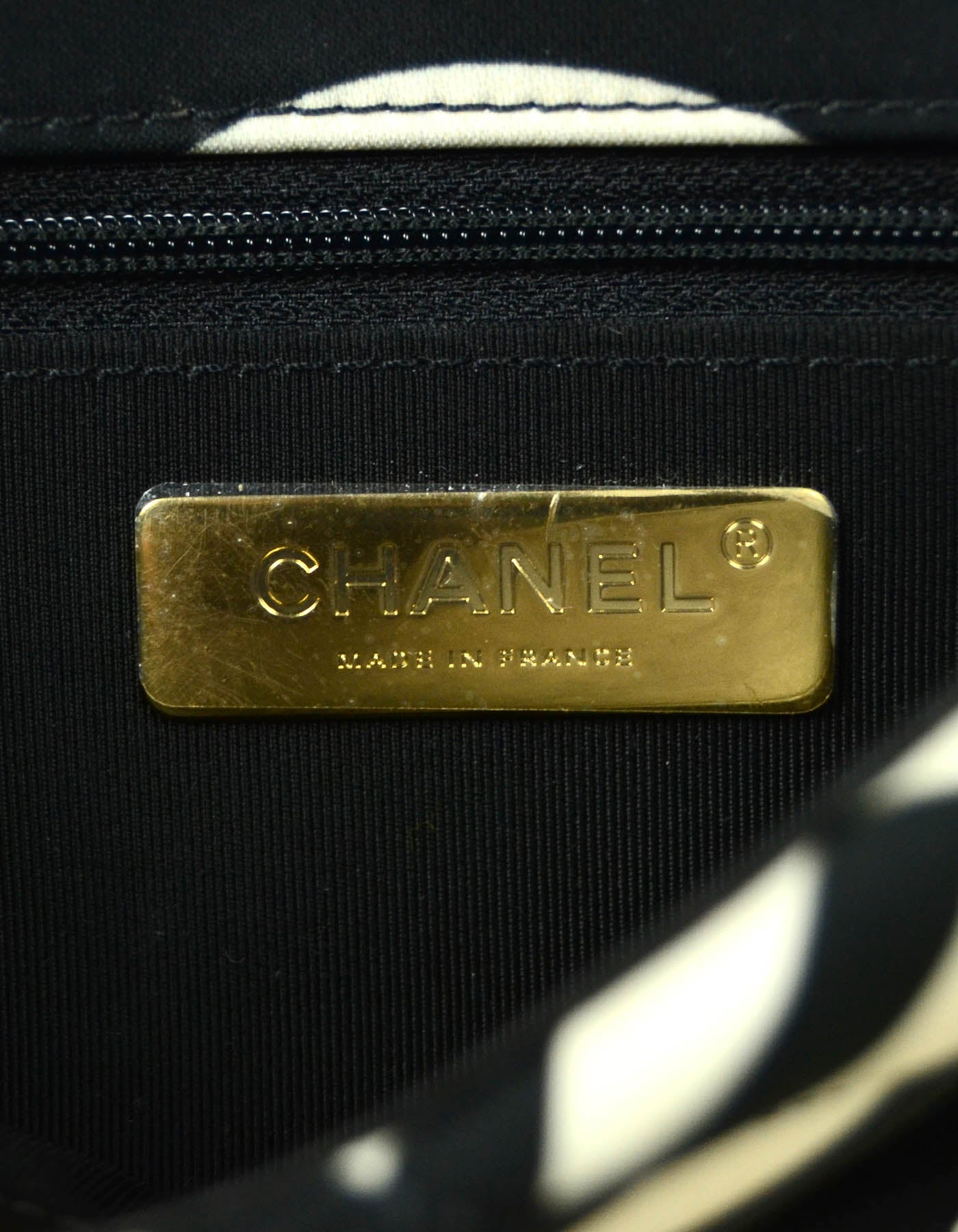 CHANEL Fabric Printed Medium Chanel 19 Flap Black Multicolor 1230431